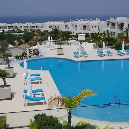 Stunning Two Bedroom Penthouse With Breath Taking Sea View