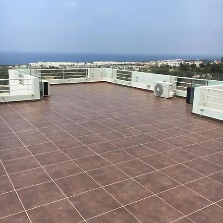 Apartamento Stunning Two Bedroom Penthouse With Breath Taking Sea View