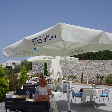 Apartamento Stunning Two Bedroom Penthouse With Breath Taking Sea View Cirénia