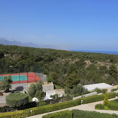 Stunning Two Bedroom Penthouse With Breath Taking Sea View Apartamento