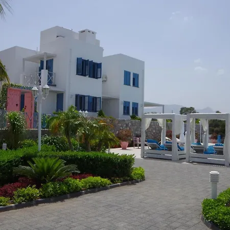Stunning Two Bedroom Penthouse With Breath Taking Sea View * Cirénia