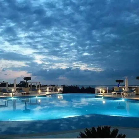 Stunning Two Bedroom Penthouse With Breath Taking Sea View Apartment Kyrenia (Northern Cyprus)