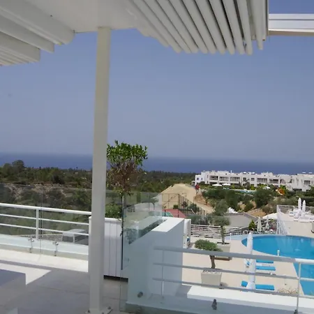 Apartment Stunning Two Bedroom Penthouse With Breath Taking Sea View Kyrenia (Northern Cyprus)