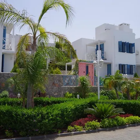 Stunning Two Bedroom Penthouse With Breath Taking Sea View
